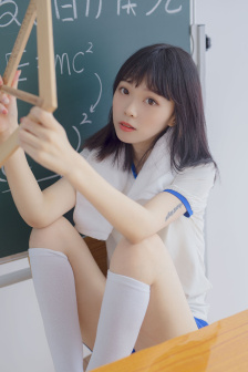 在深夜里一次又一次治愈自己